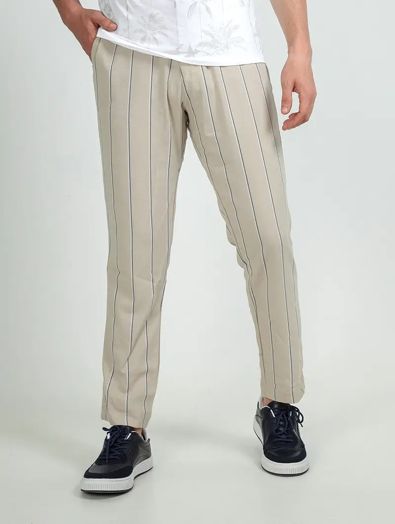 Pantalon chino à rayures